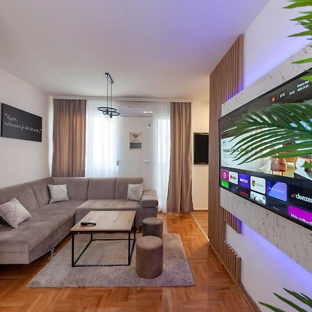 Luxury Residence Belgrado Buitenkant foto